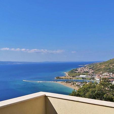 Apartments Borak Omis Bagian luar foto