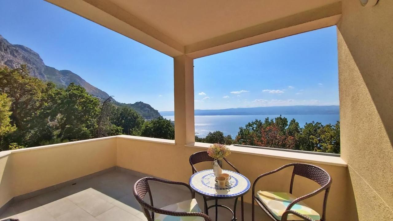 Apartments Borak Omis Bagian luar foto