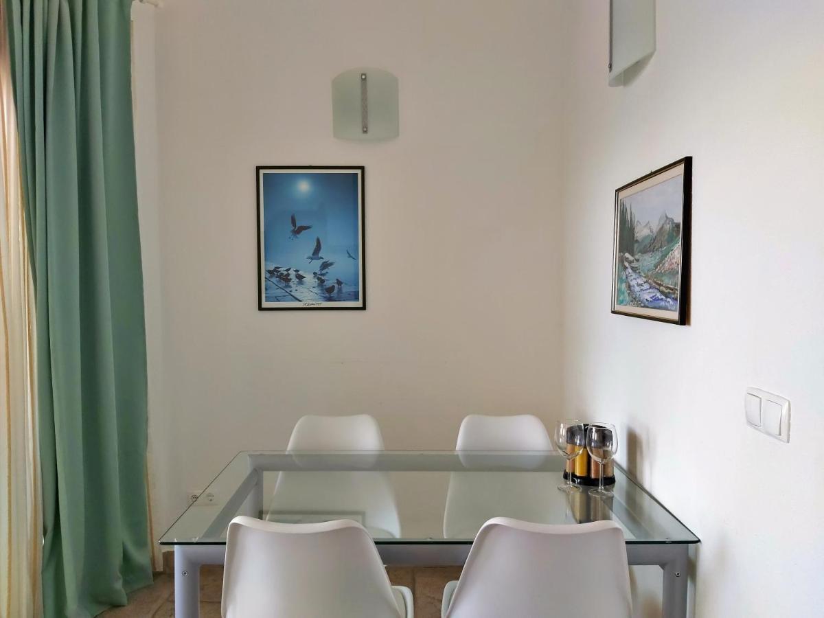 Apartments Borak Omis Bagian luar foto