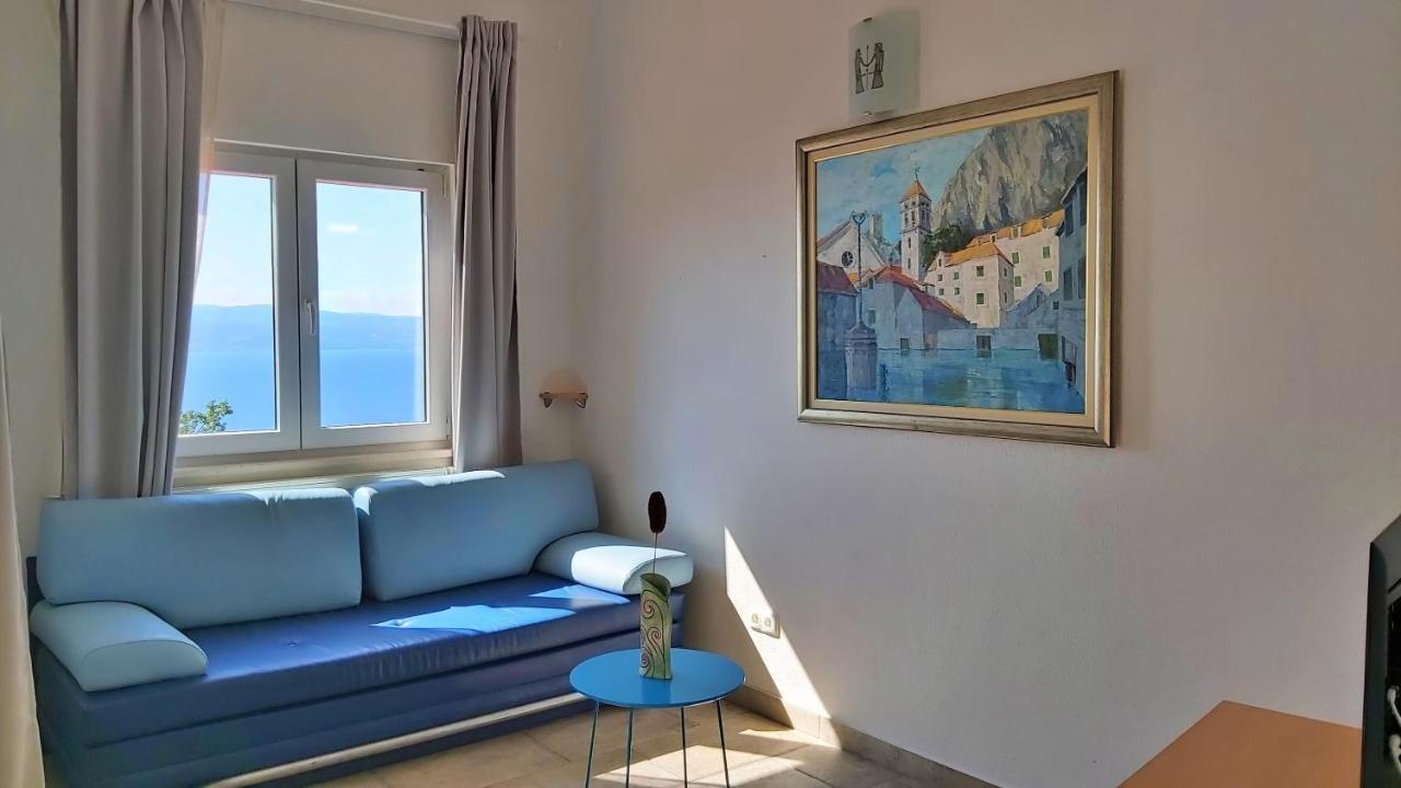 Apartments Borak Omis Bagian luar foto